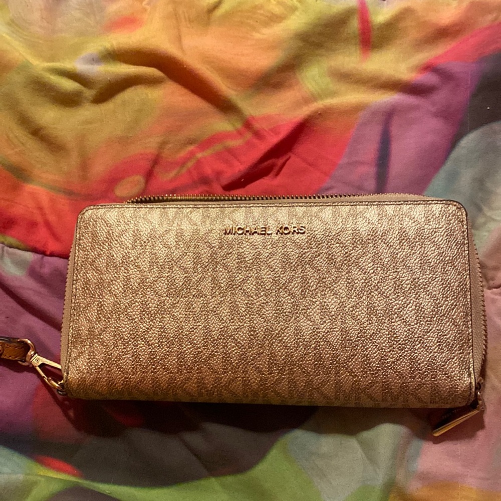 Michael Kors wallet
